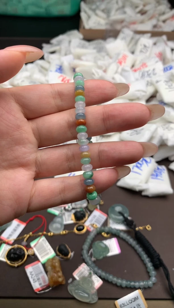 【闪购商品】翡翠手串未镶嵌 一