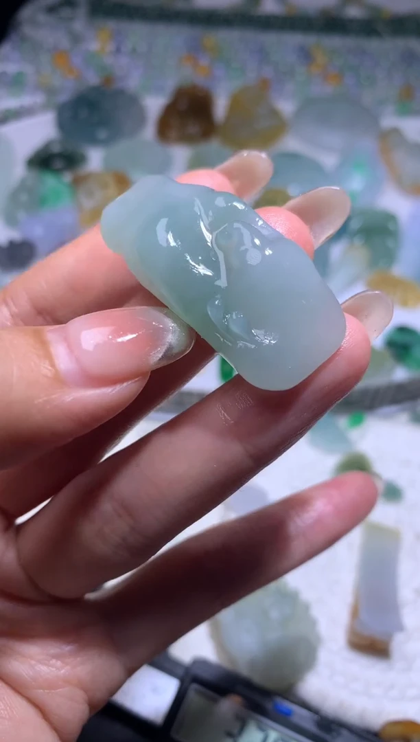 未镶嵌定制翡翠毛货