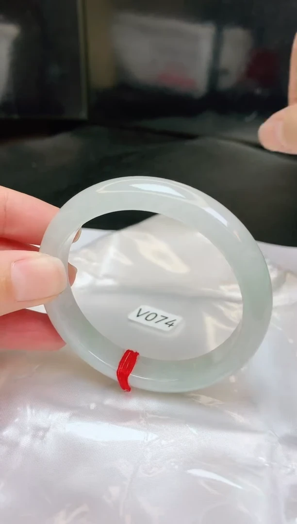 【闪购商品】翡翠手镯未镶嵌缅甸天然A货手镯