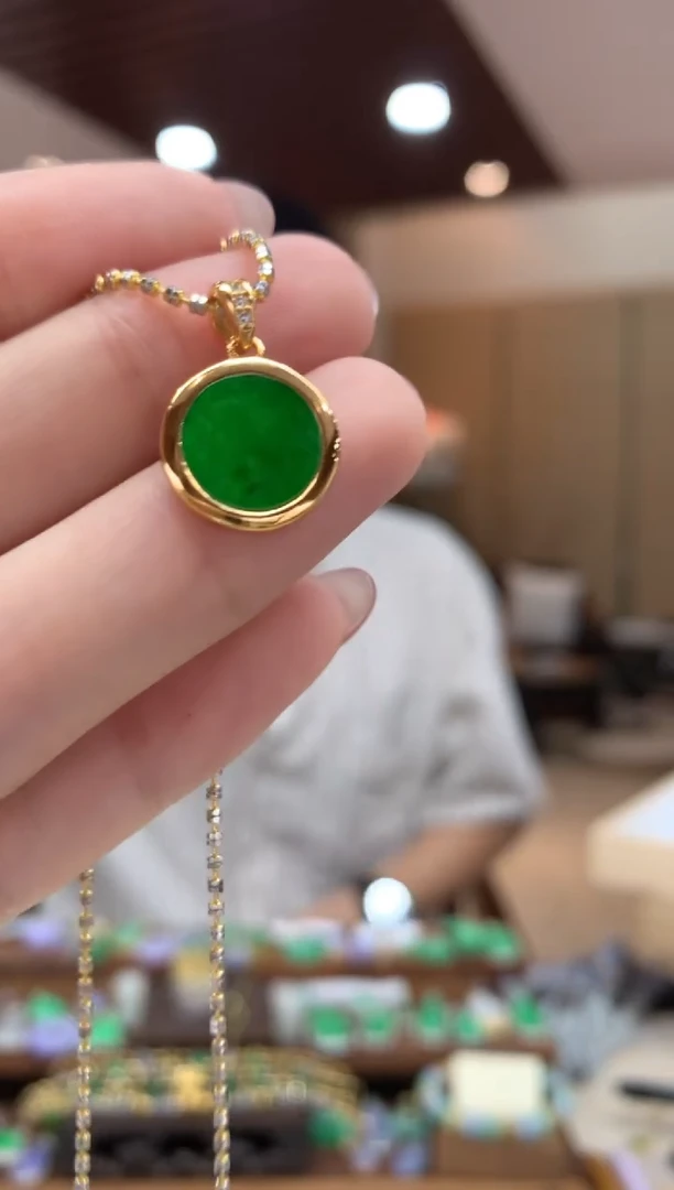 翡翠未镶嵌吊坠(不含链)圆牌