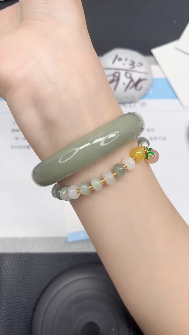 石英质玉手镯未镶嵌212-61