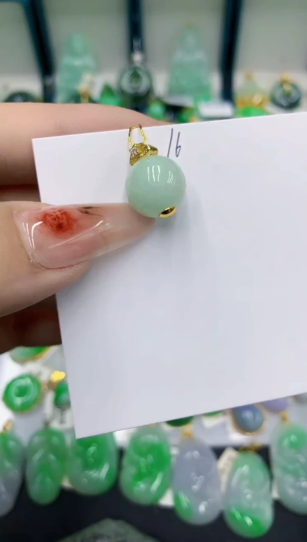 翡翠未镶嵌颈饰111111111