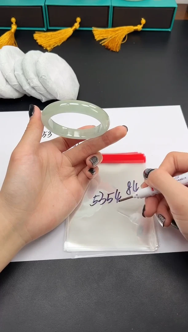 缅风精品手镯礼盒装84