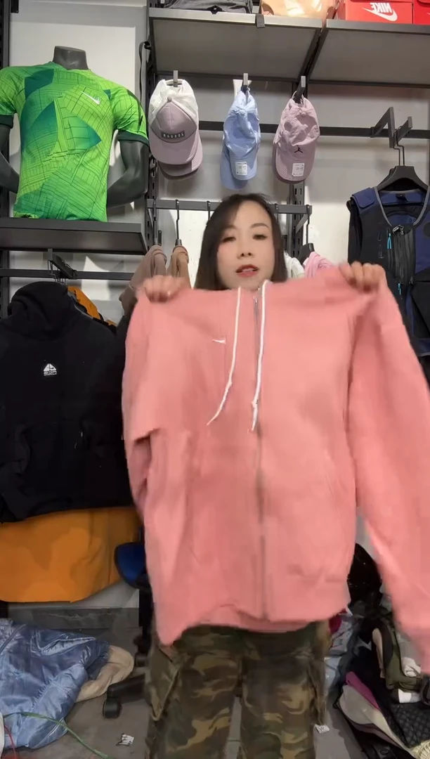 1428 编码 瑕疵款直播间过款为准 尺码   身高  M