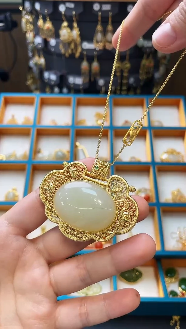【闪购商品】和田玉吊坠银S925镀金镶嵌吊坠
