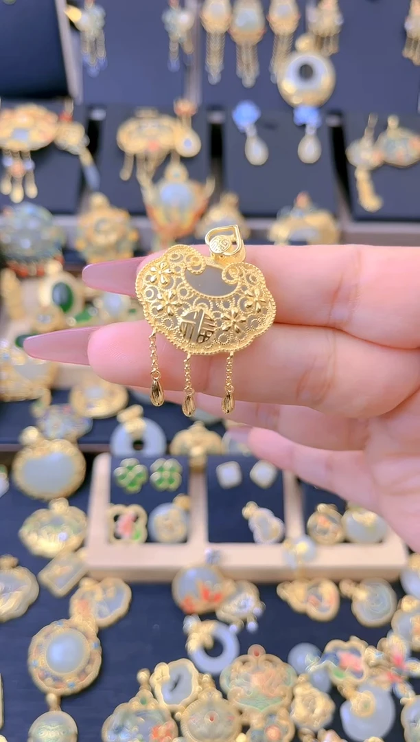 【闪购商品】和田玉吊坠银S925镀金镶嵌花丝镂空如意流苏吊坠