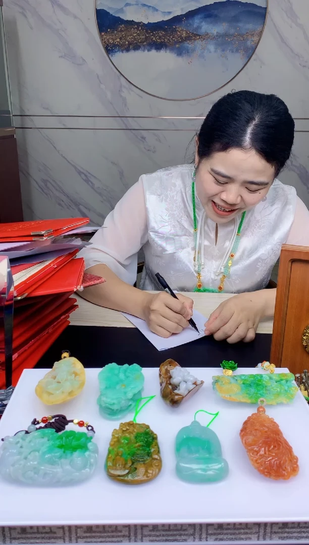 定制翡翠未镶嵌星**饭1034ry-毛货挂件赠珠链