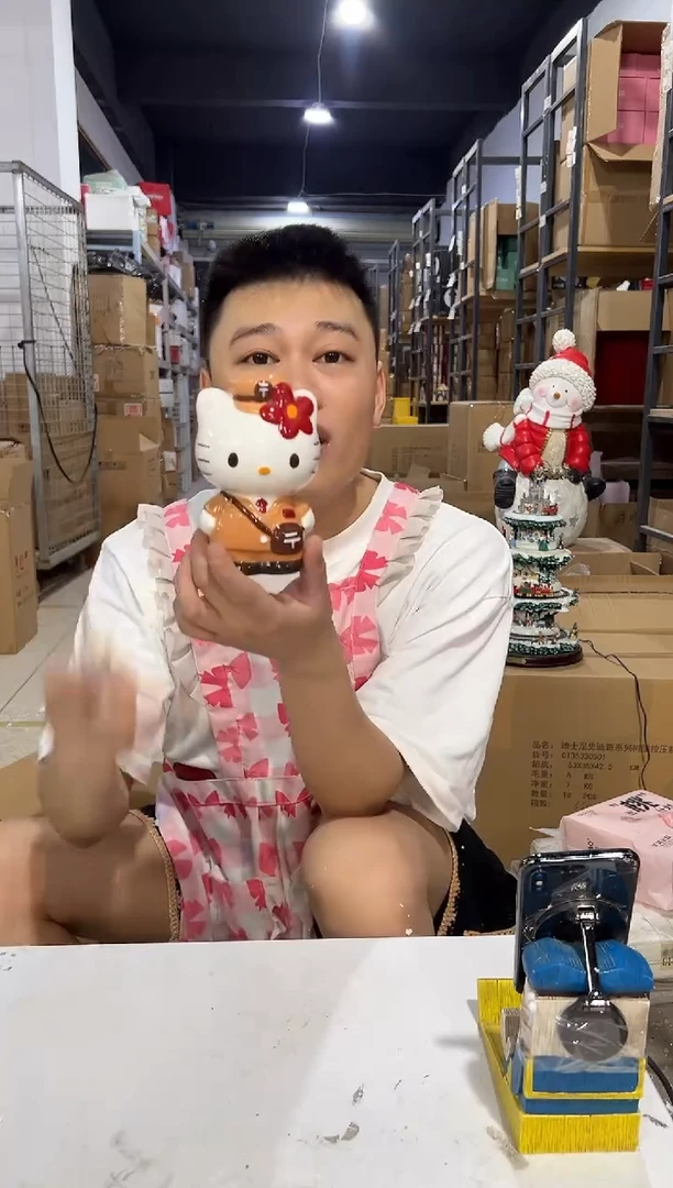 瓷片棕色kt邮递员存钱罐