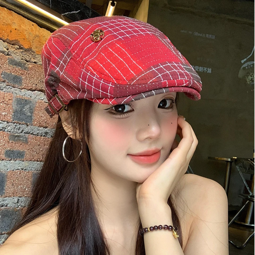 日系复古格纹红色前进帽女出游拍照显脸小文艺百搭反戴贝雷帽子潮