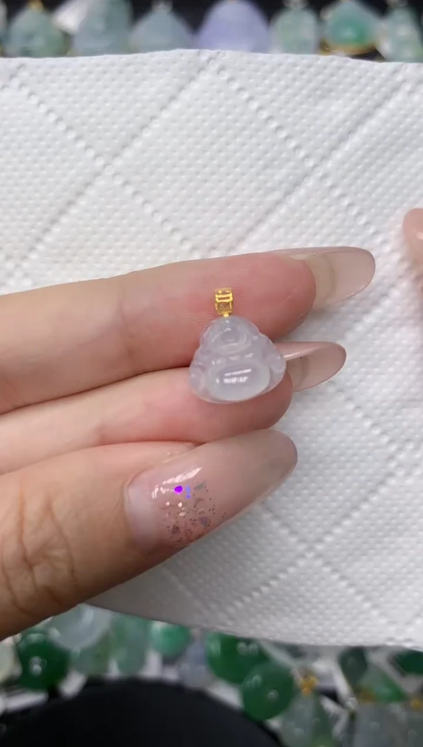 颈饰18K金镶嵌翡翠1111111111