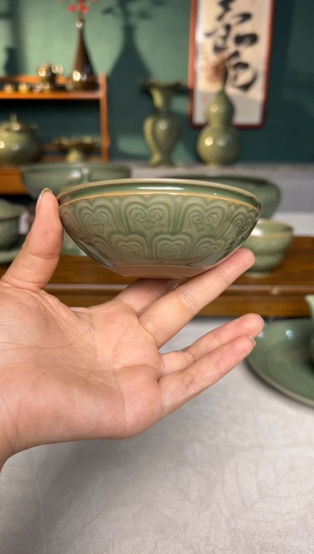 瓷片纯手工宝相花毗卢钵微瑕福利1只