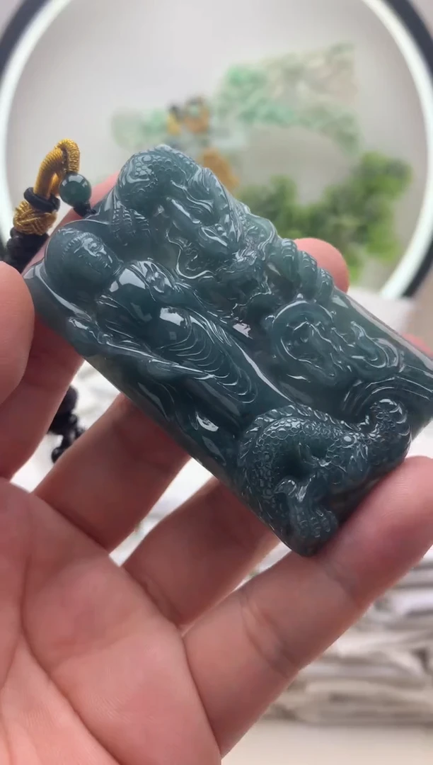 颈饰未镶嵌翡翠大势至