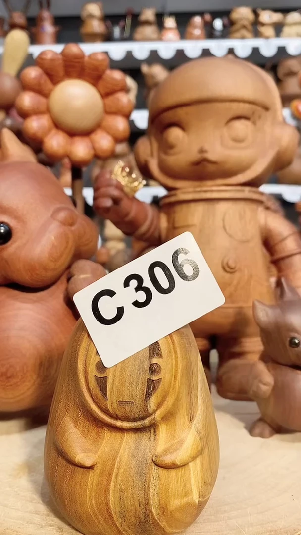 【闪购商品】木木雕可爱摆件卡通