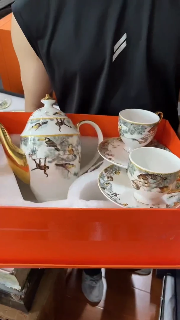 杯鸿辉家品牌瓷器，京东包邮！