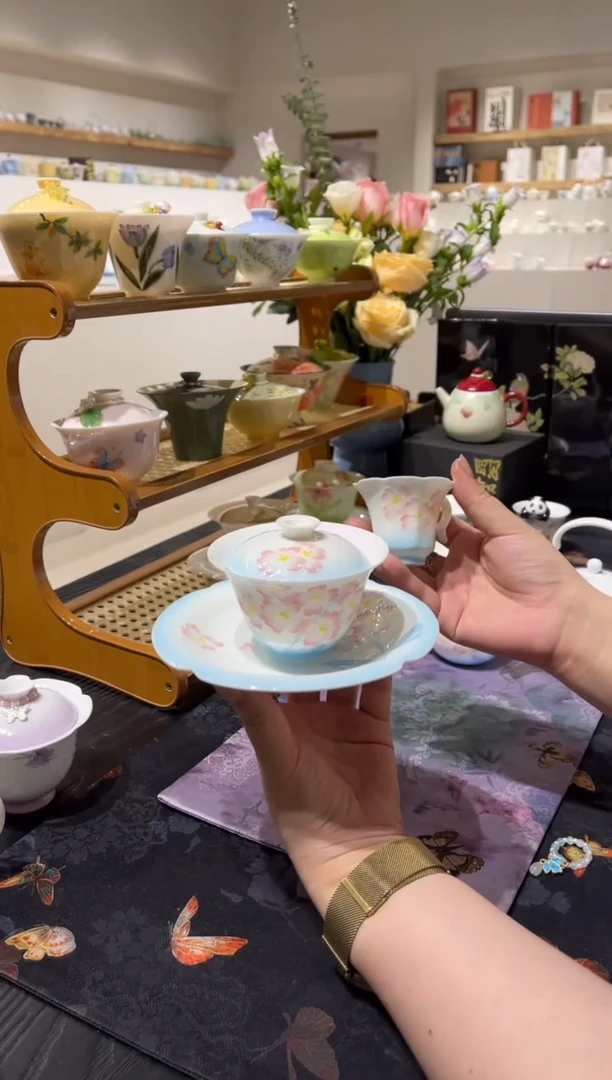 三件套 哈哈哈哈哈哈哈哈