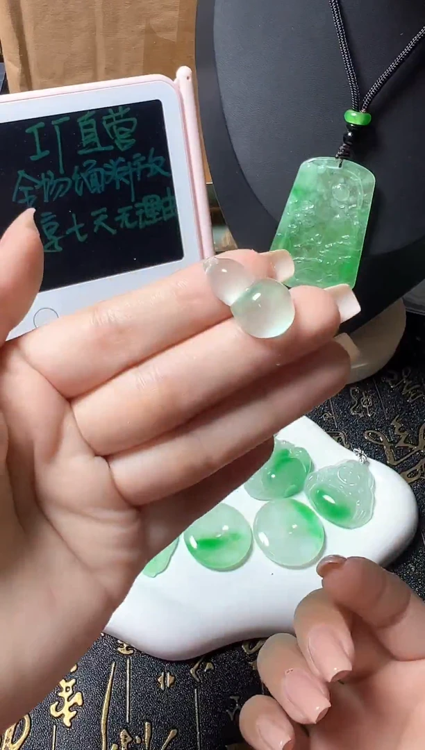 颈饰未镶嵌翡翠所见即所得，一图一物