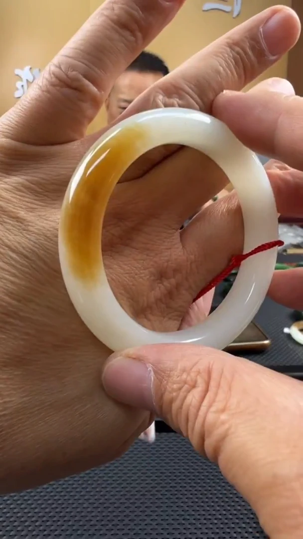 颈饰未镶嵌和田玉手镯59