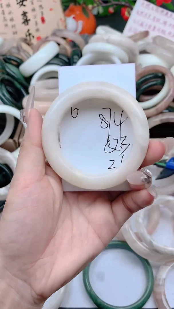 石英质玉手镯未镶嵌874
