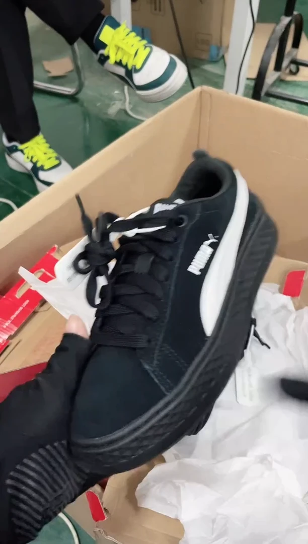 彪马时尚休闲运动鞋35.5M   VV128