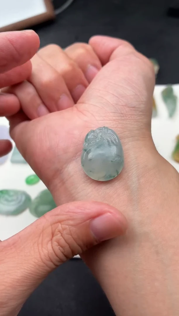 未镶嵌定制翡翠翡翠