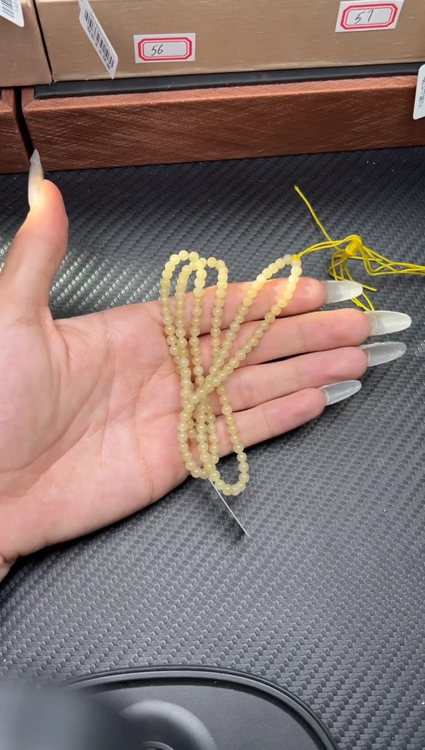 未镶嵌手串和田玉若羌微色差卡4长链