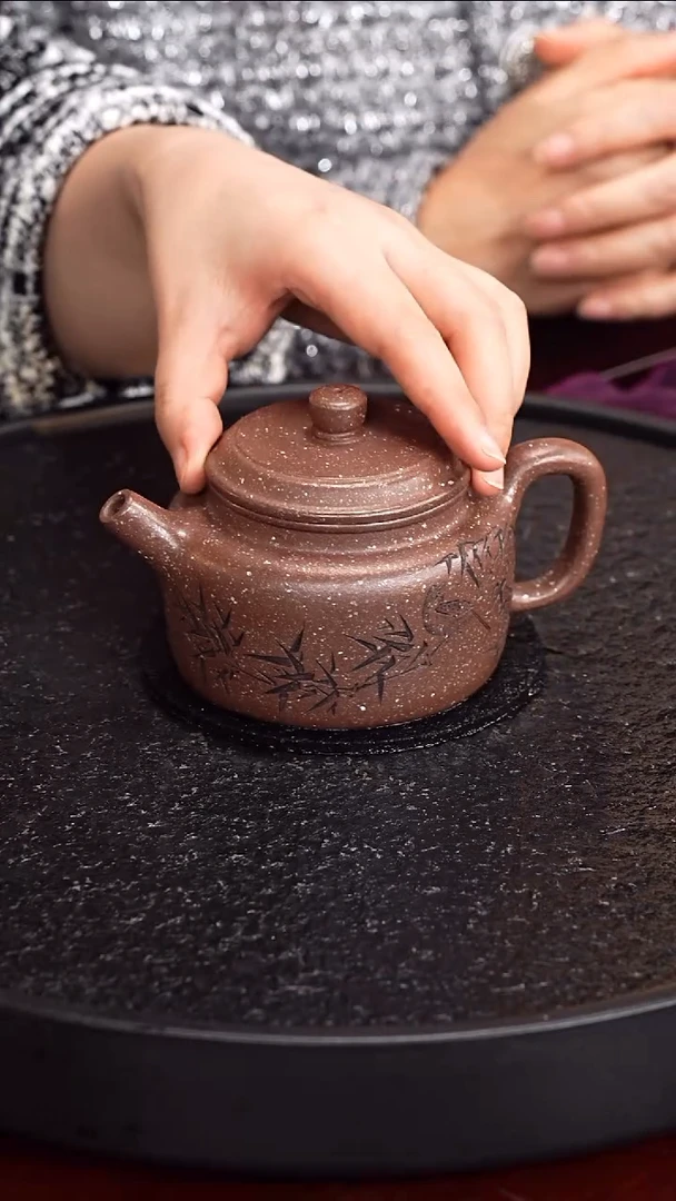 茶壶紫砂张杏娟  德钟59 海星紫 320毫升 少云