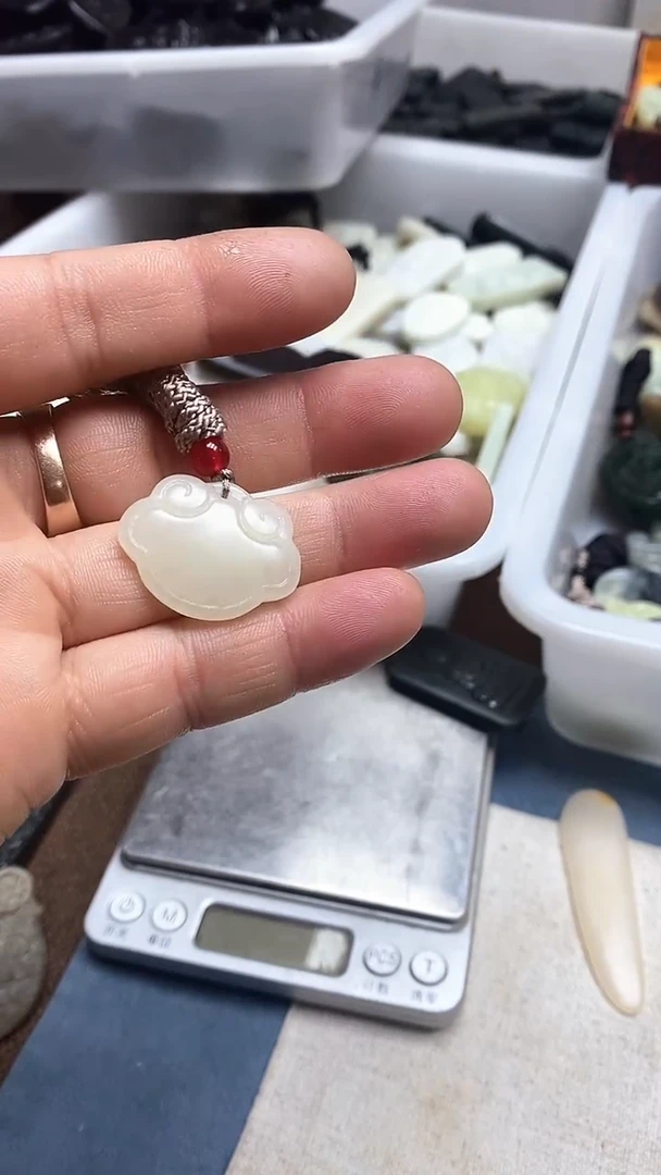 吊坠(不含链)未镶嵌和田玉1