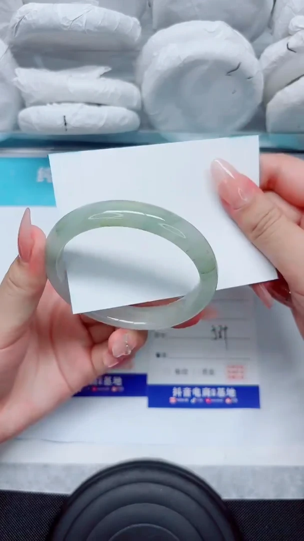 石英质玉手镯未镶嵌311-58