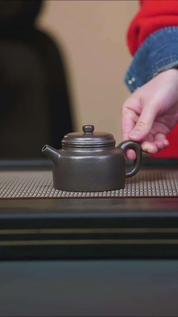 茶壶紫砂全手红皮龙还原烧德钟240cc