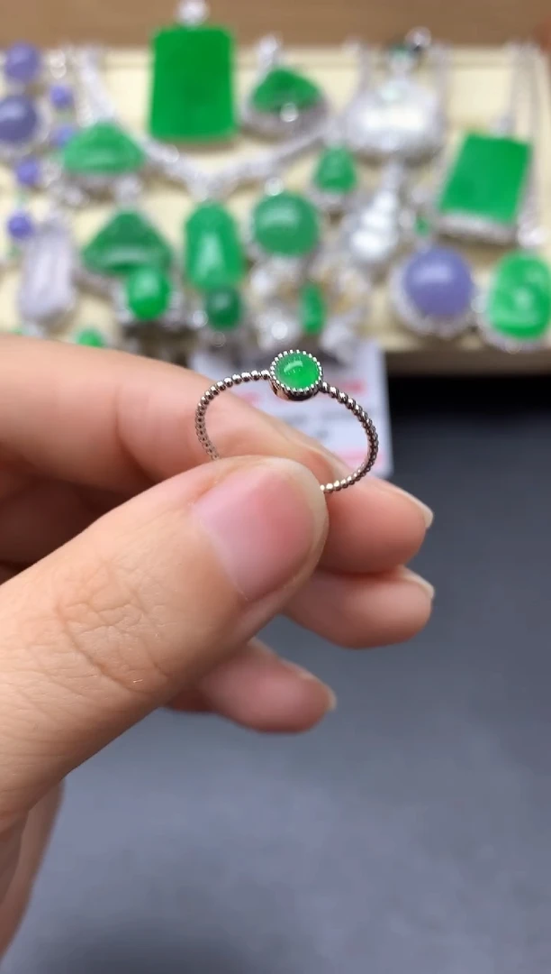 18K金镶嵌戒指翡翠545-中国好珍宝