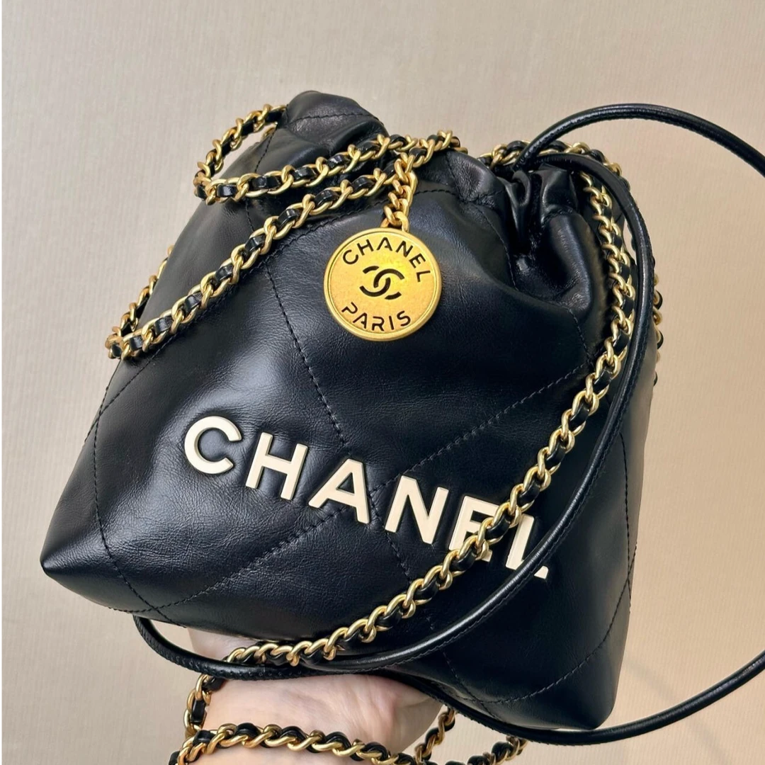 99新 Chanel/香奈儿  【晶晶专属】22bag垃圾袋mini黑白扣/JM9163