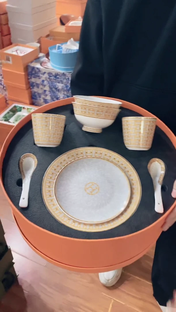 【闪购商品】杯鸿辉家品牌瓷器，京东包邮！