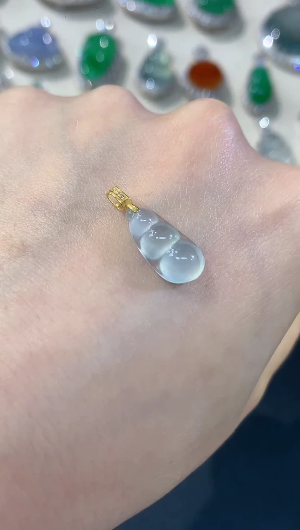 吊坠(不含链)18K金镶嵌翡翠E537|多样性发其一|580