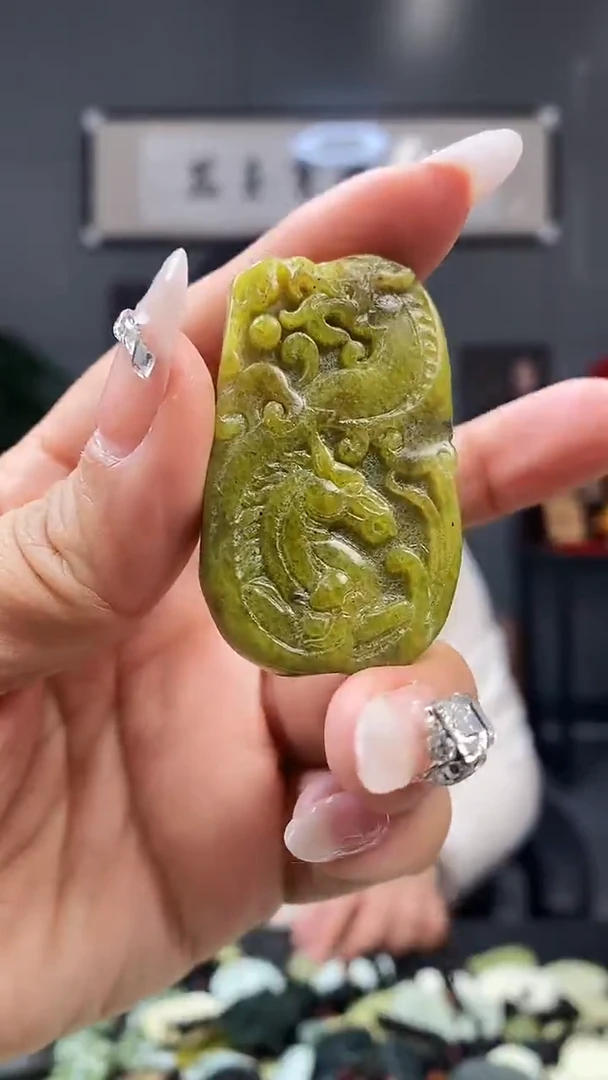 未镶嵌蛇纹石玉其他