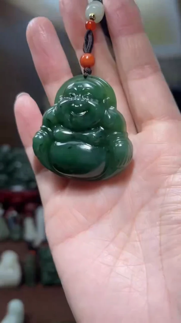 颈饰未镶嵌和田玉·