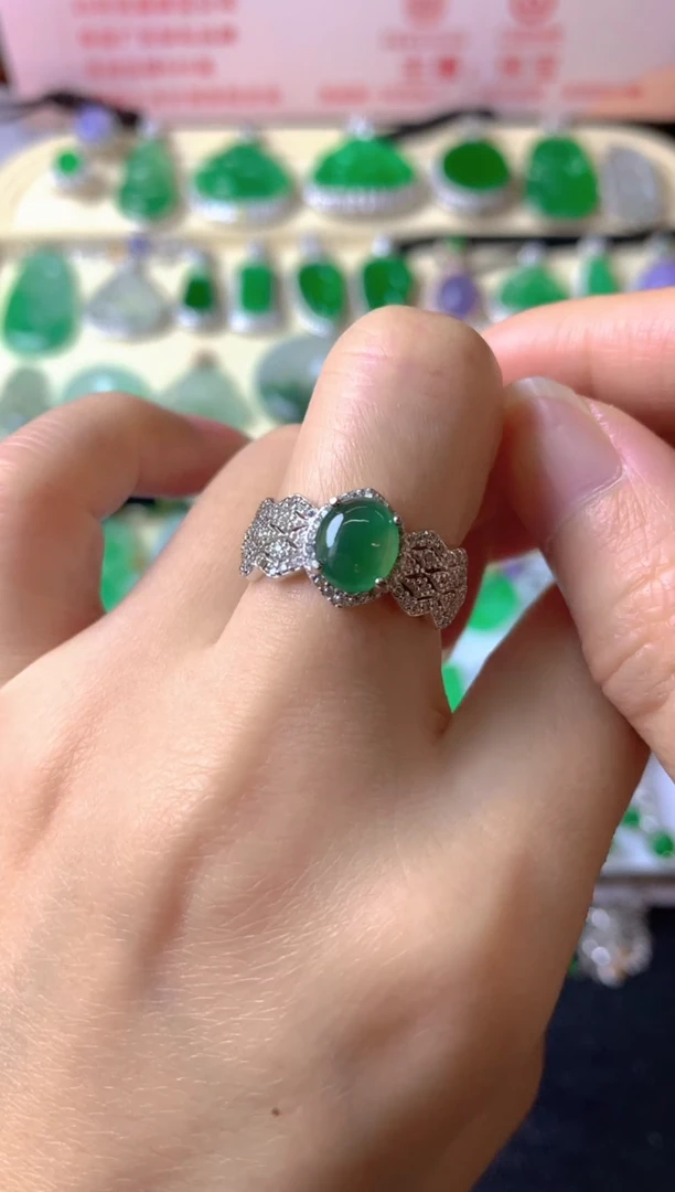 银S925镶嵌戒指翡翠m****儿戒指