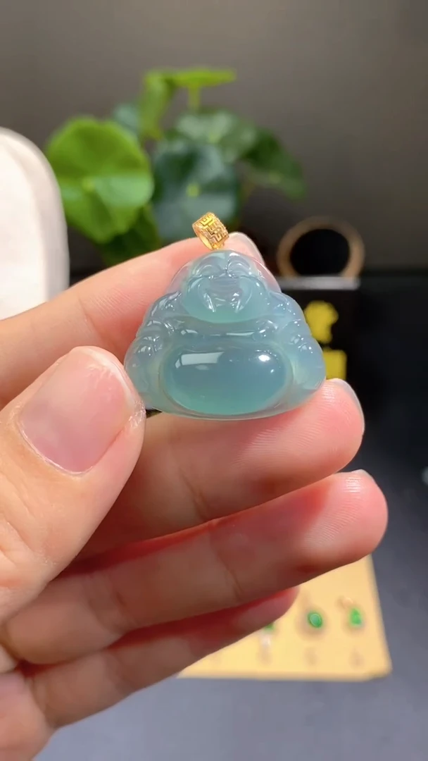 颈饰18K金镶嵌翡翠翡翠A货