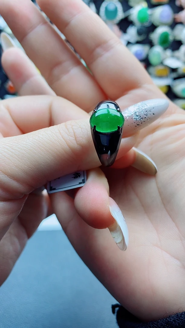 银S925镶嵌戒指翡翠天然翡翠A货男戒