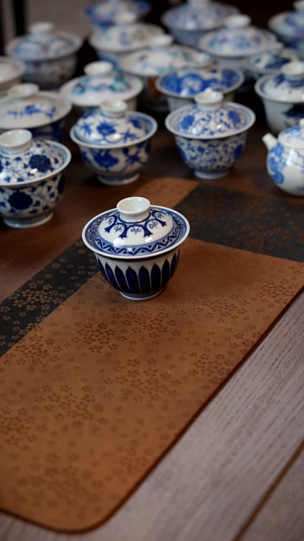 【闪购商品】菊瓣盖碗11111111111