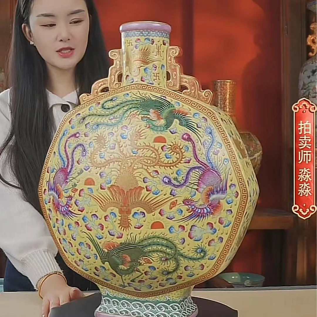 国呈拍卖古董瓷器