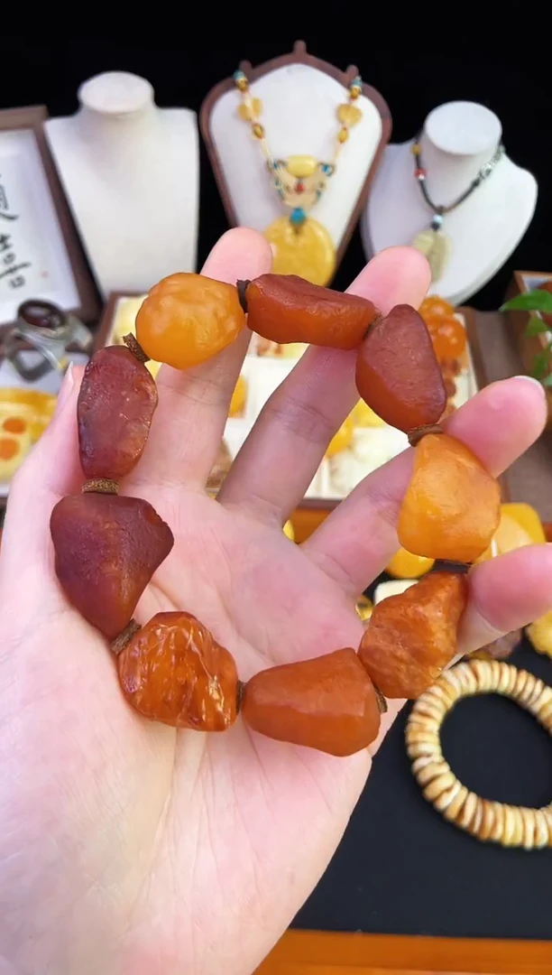 琥珀未镶嵌珠宝奇石柒月