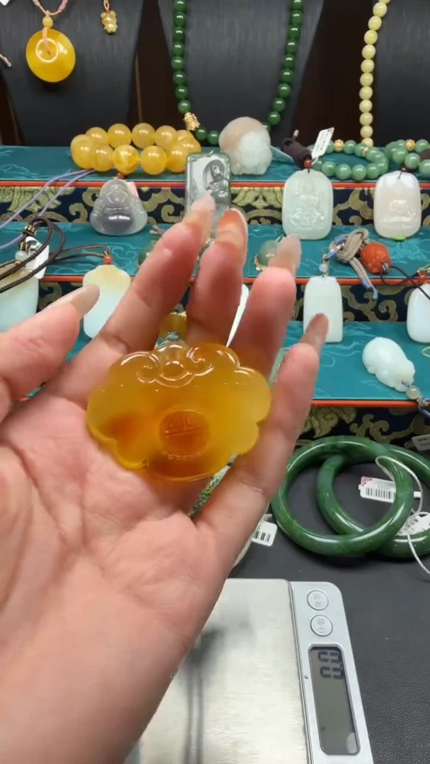 蜜蜡颈饰未镶嵌吊坠多样性发其一kk07