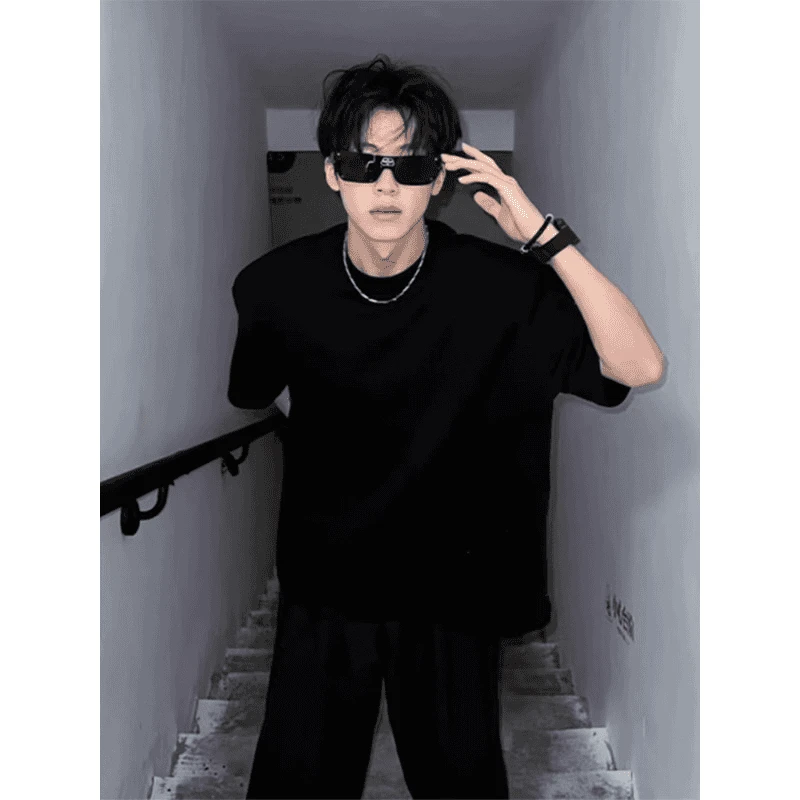 美式高街vibe黑色短袖T恤男款夏季cleanfit休闲穿搭纯棉半袖上衣