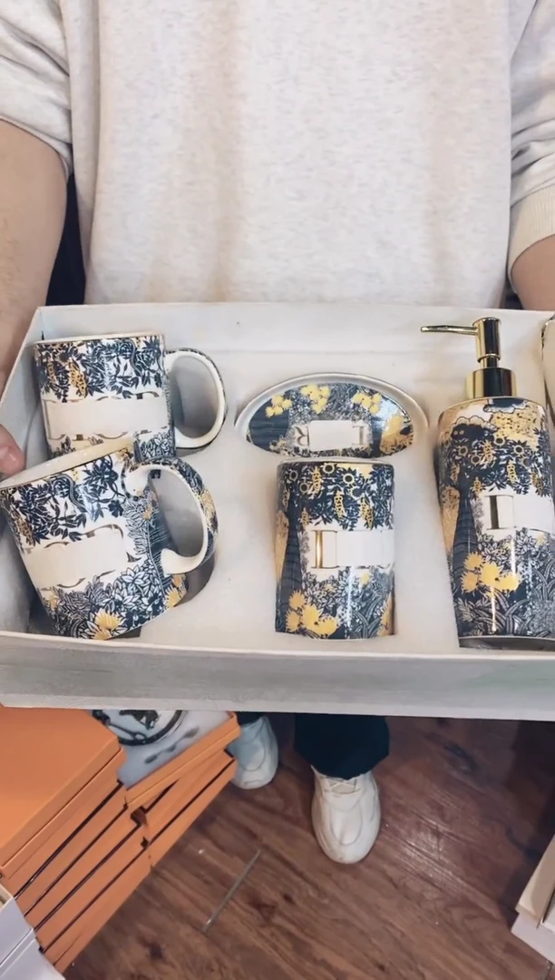 【闪购商品】杯鸿辉家品牌瓷器，京东包邮！