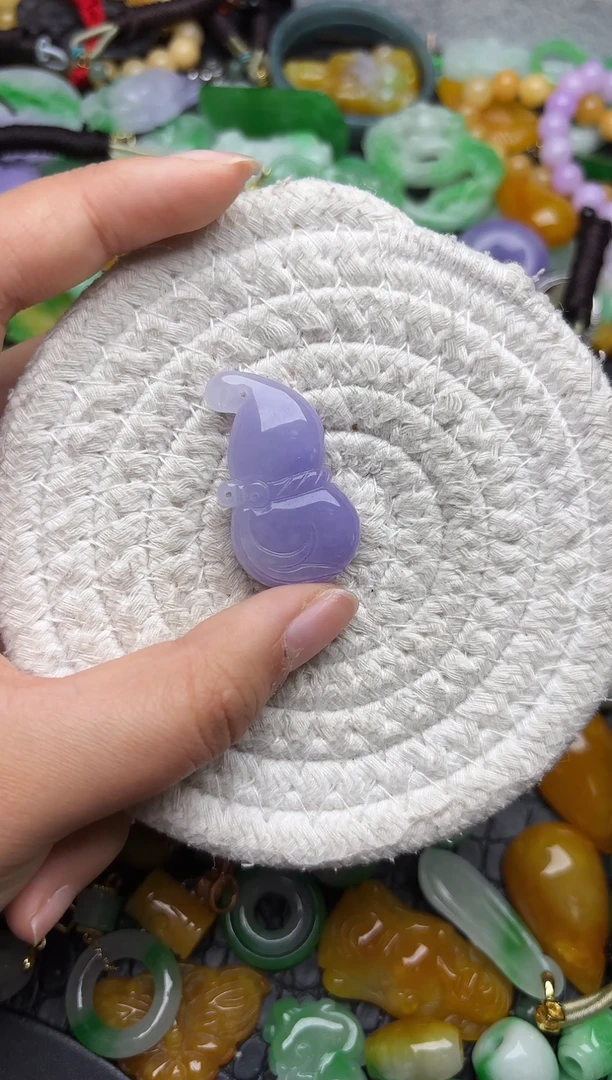 颈饰未镶嵌翡翠缅甸翡翠吊坠