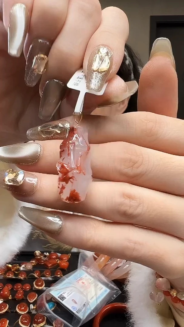 18K金镶嵌吊坠南红玛瑙/冰飘竹节