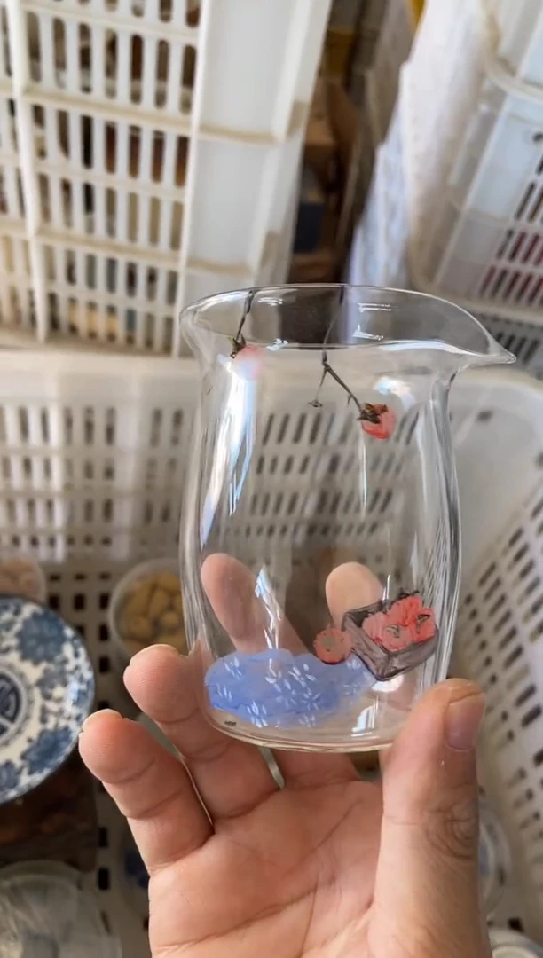 无运费险有瑕疵的摄影的产品有使用过的痕迹有点脏介意勿拍
