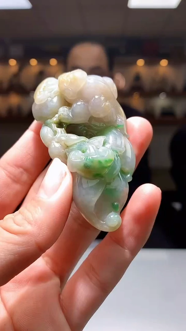 【闪购商品】定制翡翠未镶嵌1087hm-毛货挂件67