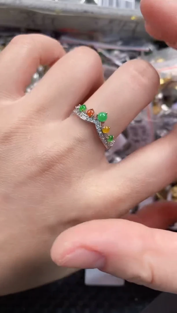 银S925镶嵌戒指翡翠111              2