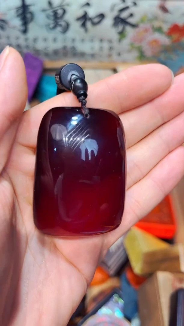 未镶嵌血珀裸石A瑞哥专属高端精品55